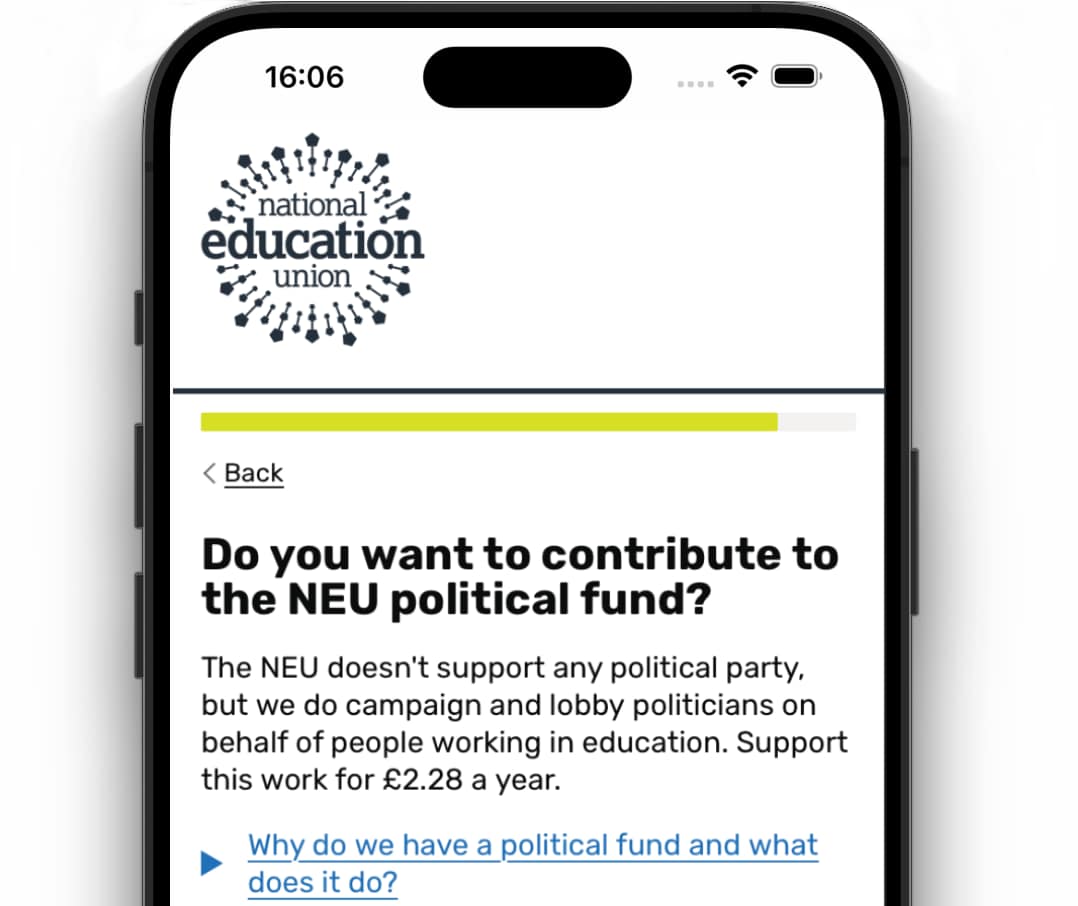 a join form question asking if the applicant wants to contribute to the union's political fund